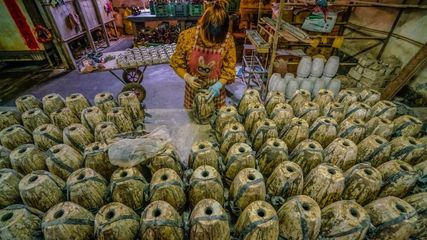 穿越千载铅华，陇上瓷都浴火重生——传统技艺的现代技术转让之路